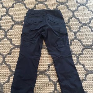 5.11 Strkye Women’s pants. Size 2. Great condition!